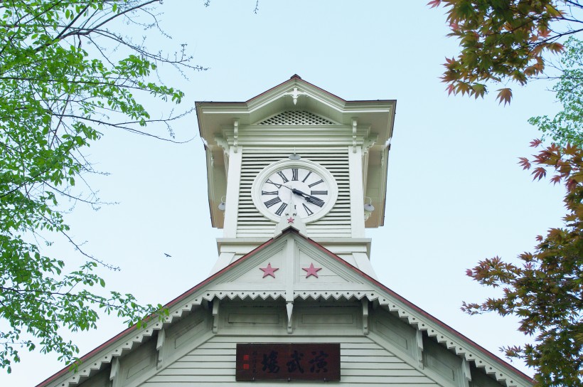 日本札幌钟楼建筑风景图片