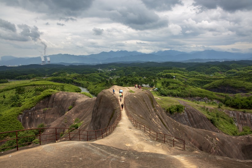 湖南高椅嶺丹霞地貌自然風(fēng)景圖片