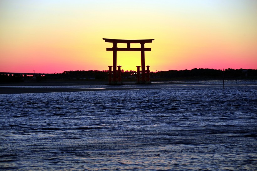 夕陽余暉下的濱名湖風(fēng)景圖片