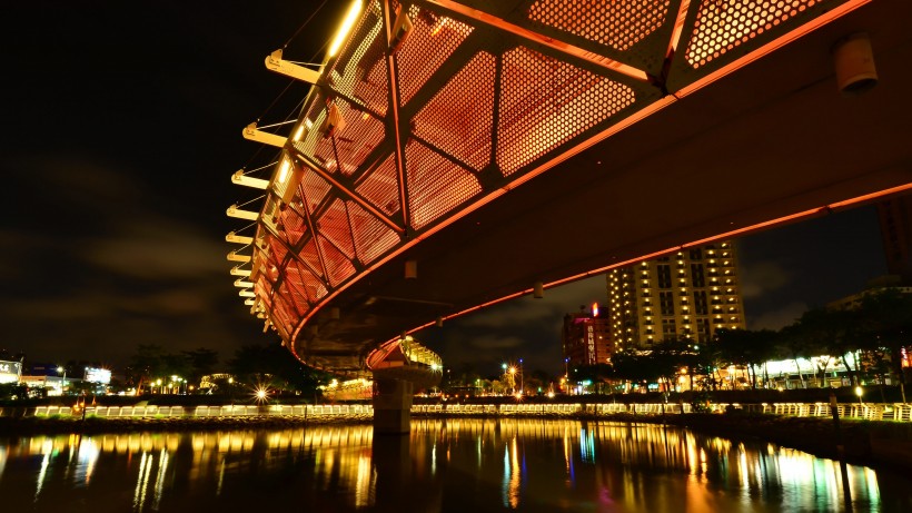 唯美璀璨的城市夜景风景图片