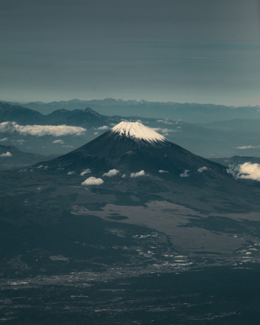 日本富士山优美风景图片