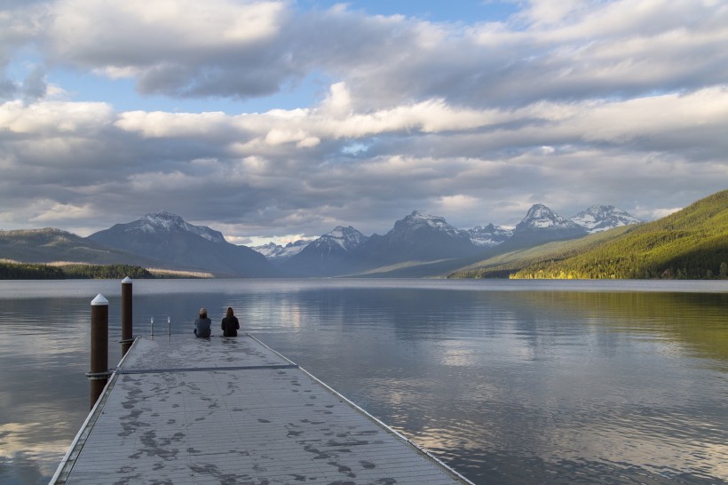 加拿大麦当劳湖自然风景图片