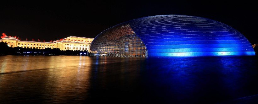 中国国家大剧院夜景图片