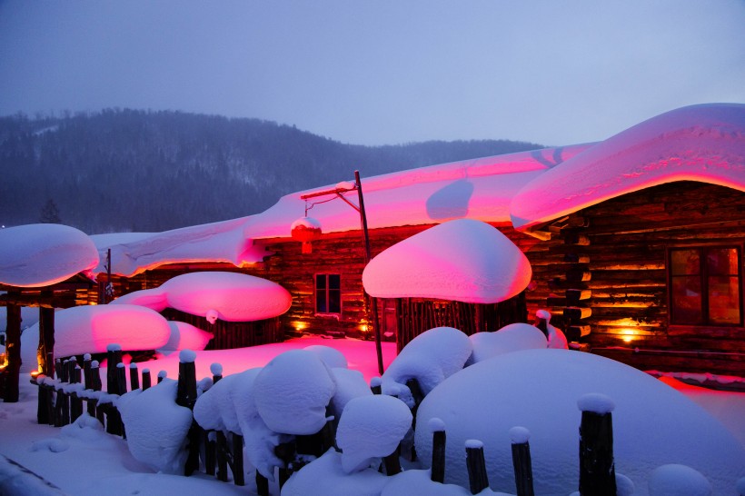 黑龙江雪乡夜景图片