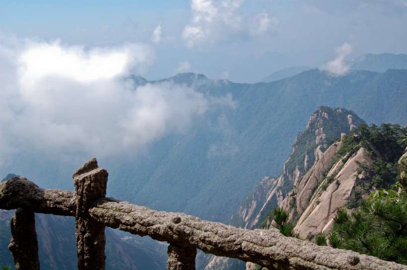 大自然的鬼斧神工安徽黄山风景图片