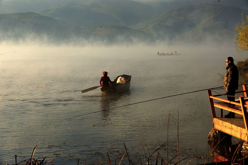 云南麗江滬沽湖自然風(fēng)景圖片