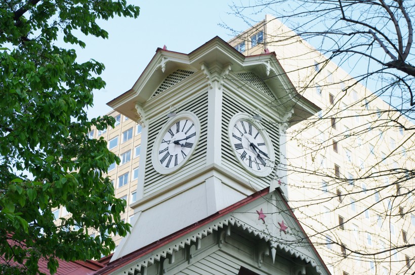 日本札幌钟楼建筑风景图片