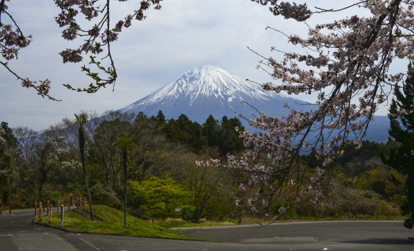 日本富士山自然风景图片