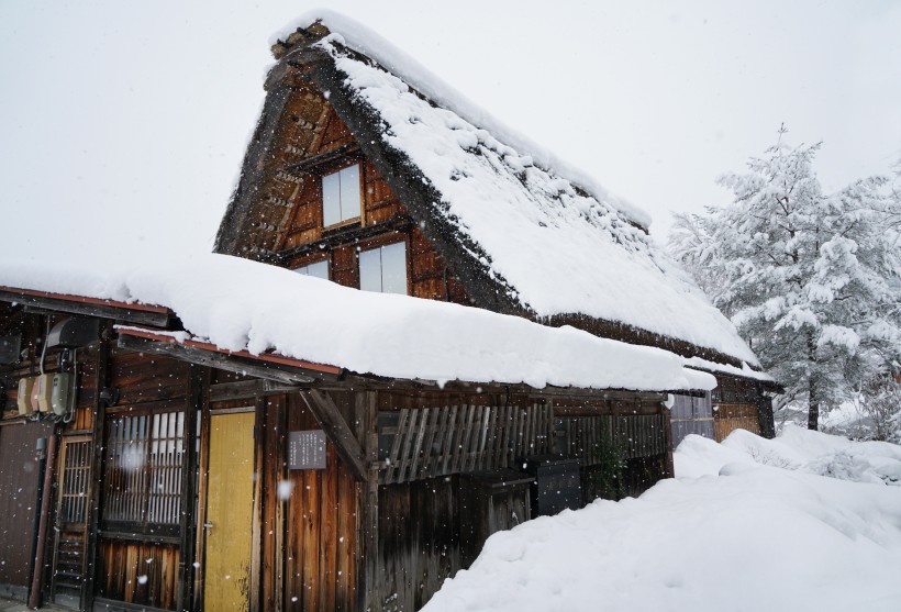 日本白川鄉(xiāng)雪景風(fēng)景圖片