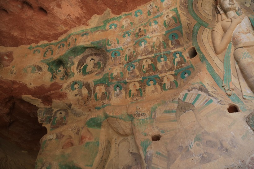 甘肃炳灵寺石窟风景图片