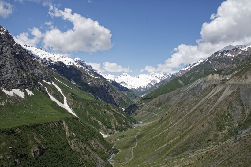 塔吉克斯坦山脉风景图片