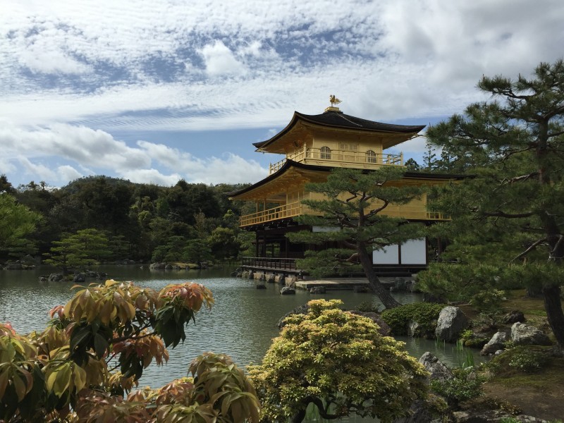 日本京都金阁寺建筑风景图片