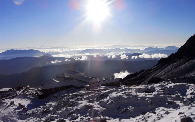 玉龙雪山自然风景图片