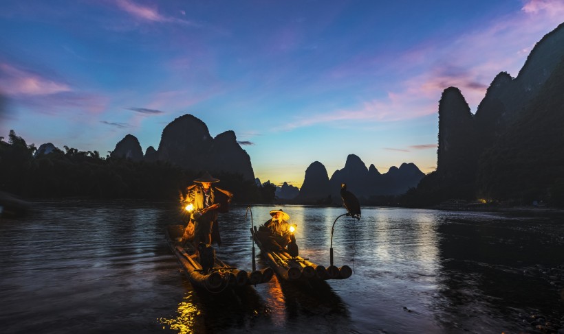 广西漓江静静的夜晚风景图片