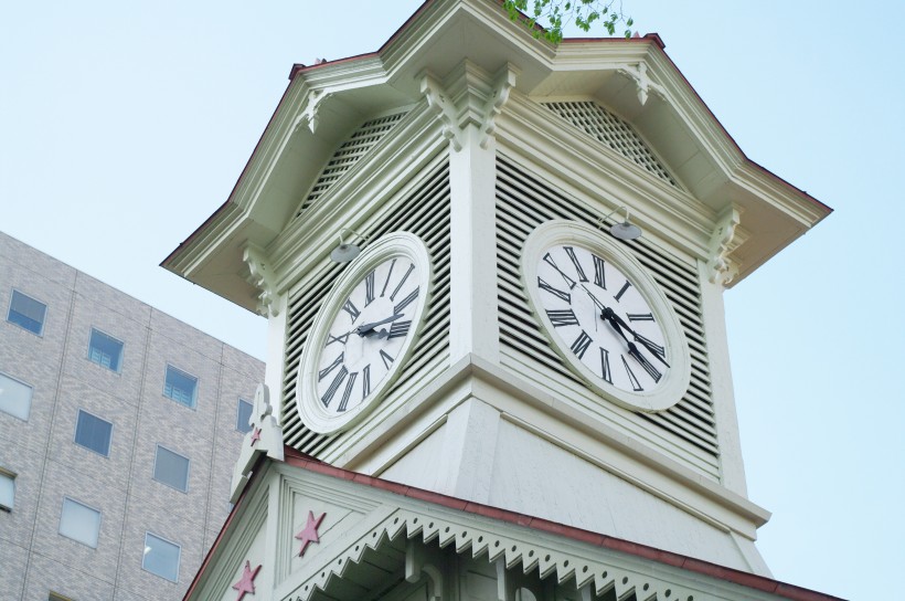 日本札幌钟楼建筑风景图片