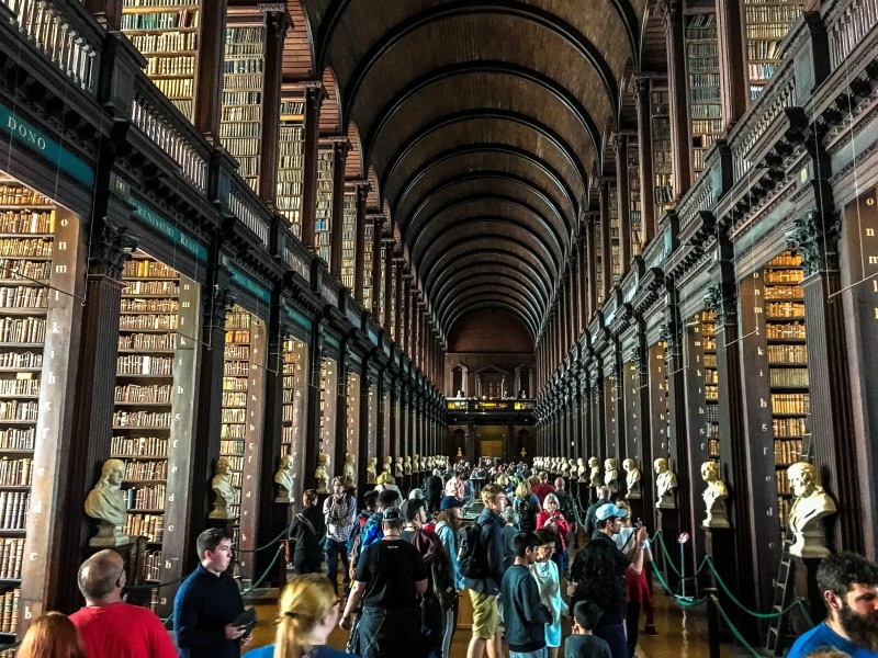 英国爱尔兰都柏林圣三一学院建筑风景图片