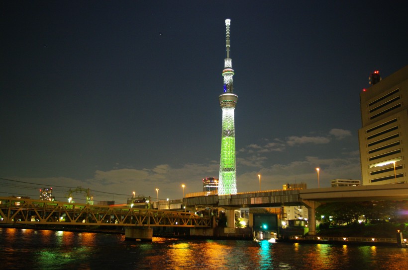 日本东京晴空塔建筑风景图片