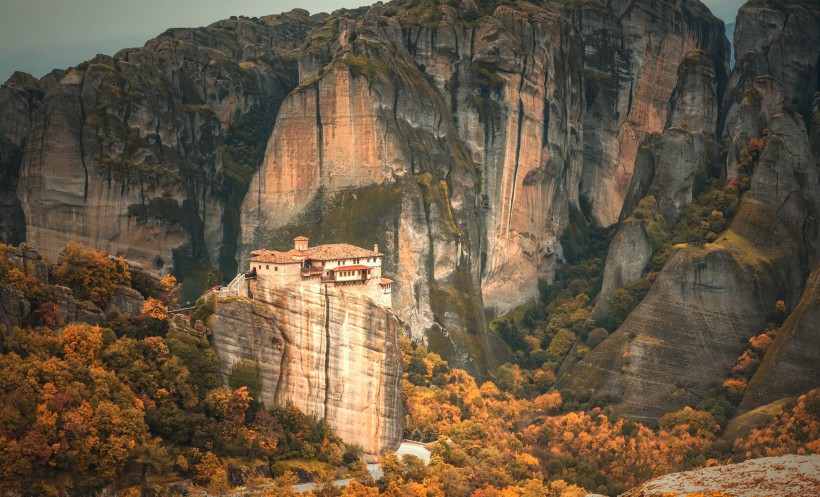 希臘米特奧拉修道院建筑風(fēng)景圖片