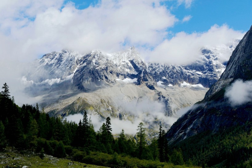 四川四姑娘山风景图片