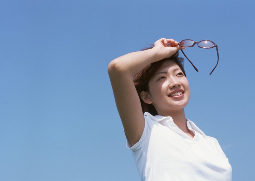 外出郊游的女人