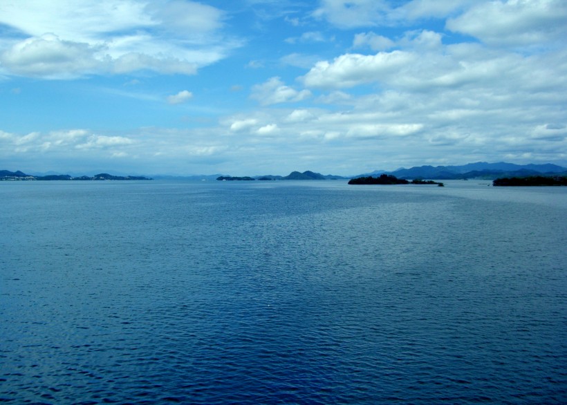 安徽新安江水上风景图片