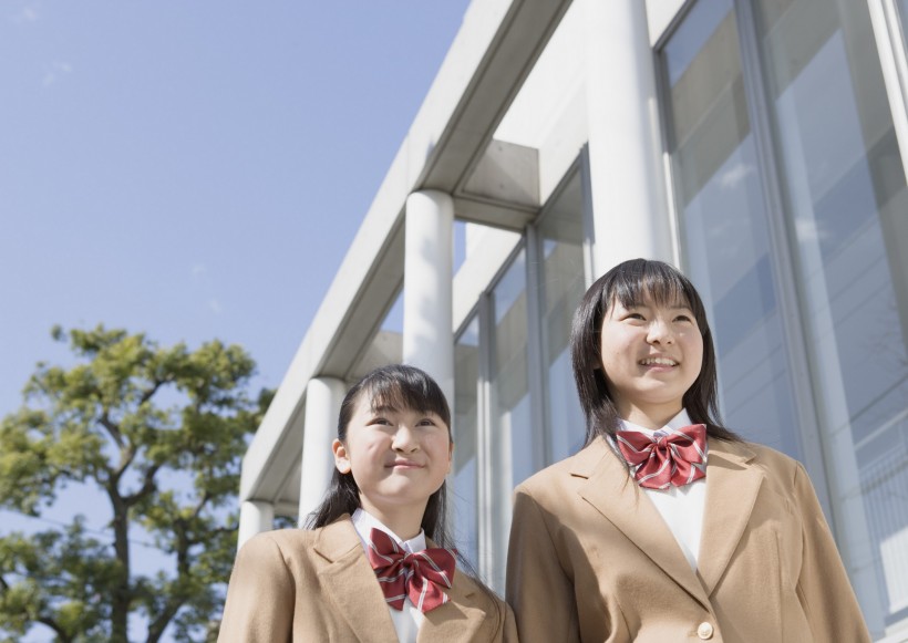 青澀初中女學(xué)生