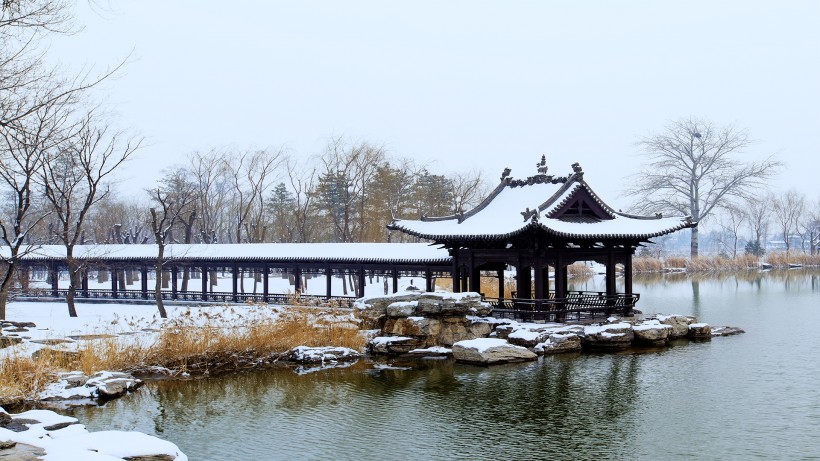 山西太原晋祠公园雪景图片