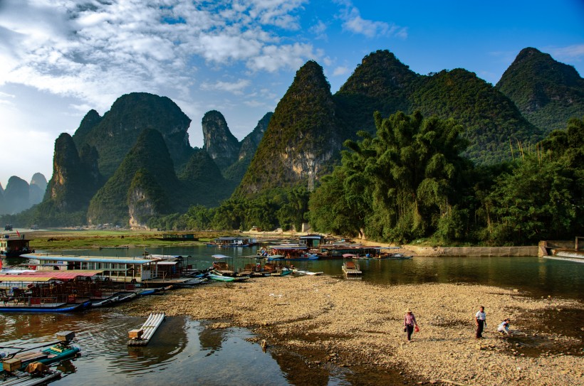 广西桂林兴坪山水风景图片