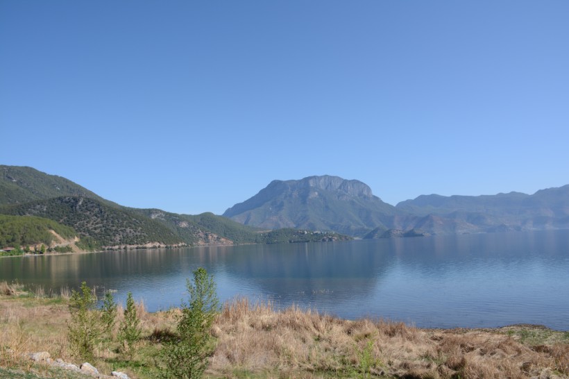 四川瀘沽湖秀麗景色圖片