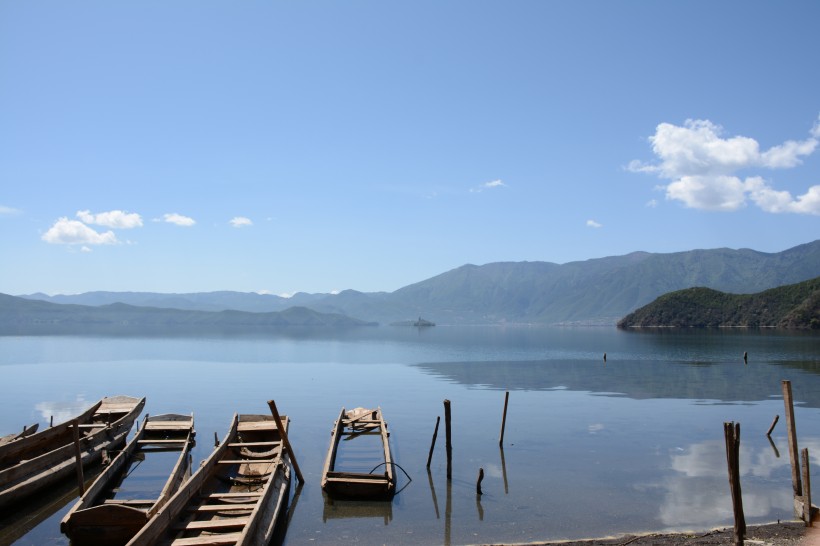 四川泸沽湖秀丽景色图片