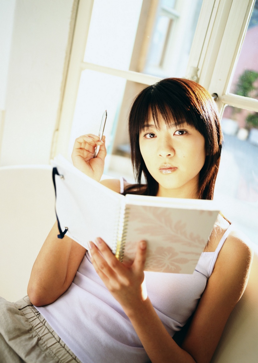 女性微笑圖片