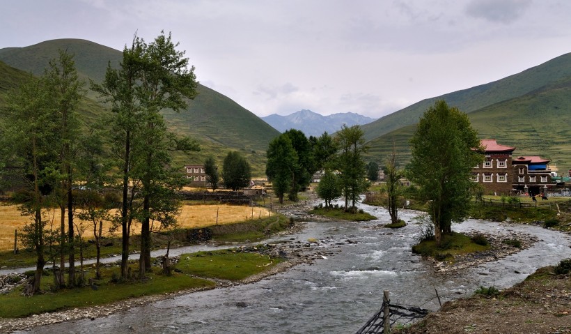 四川稻城海子山风景图片