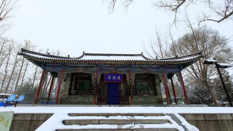 山西太原晋祠公园雪景图片