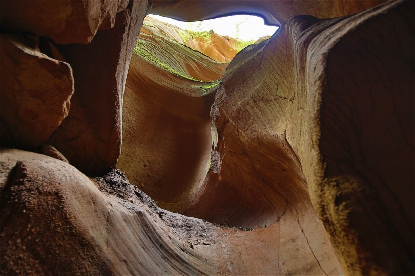 陕北甘泉峡谷风景图片