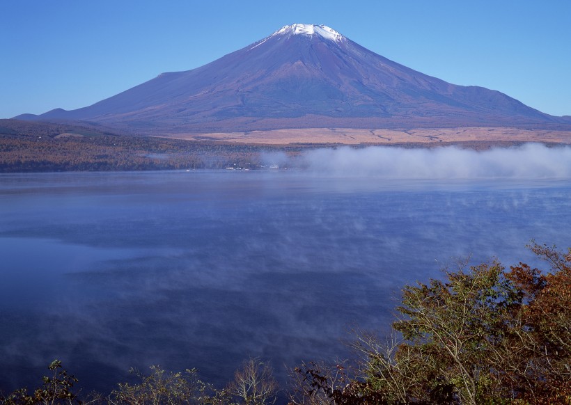 风景优美的富士山图片