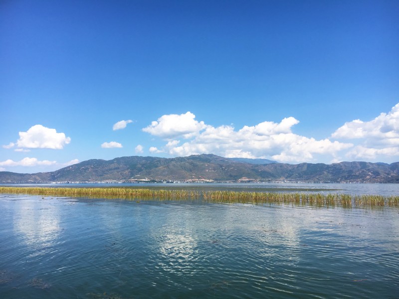 云南昆明大理洱海风景图片