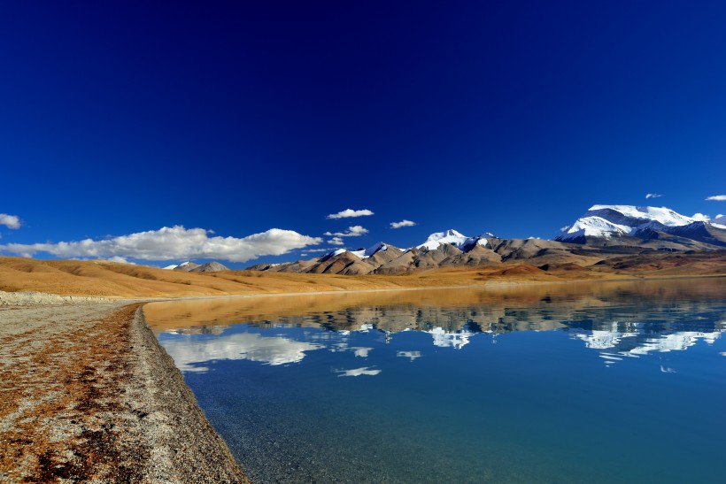 西藏阿里风景图片