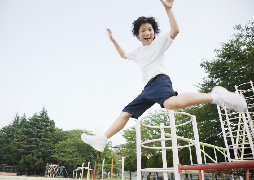 小学生体育课图片