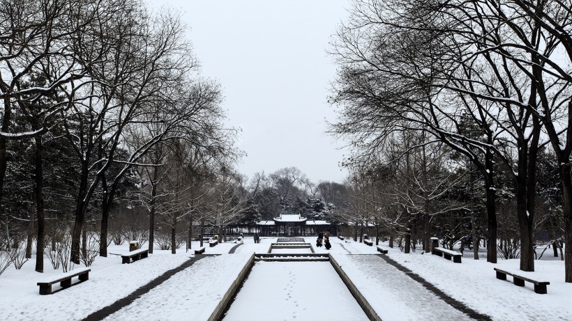 山西太原晋祠公园雪景图片