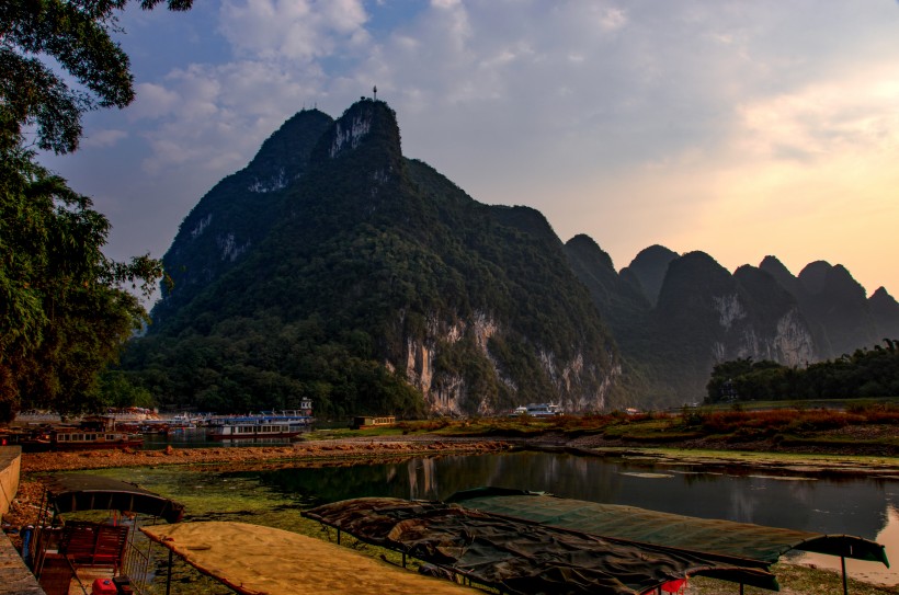 广西桂林兴坪山水风景图片