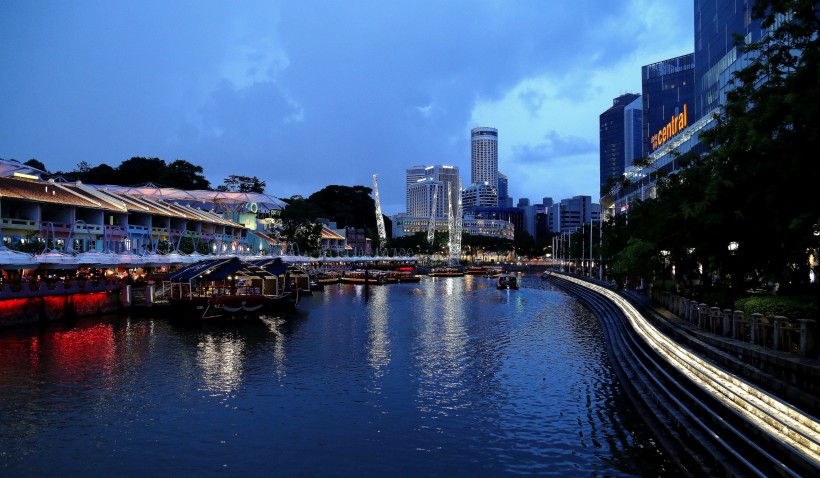 新加坡城市夜景图片