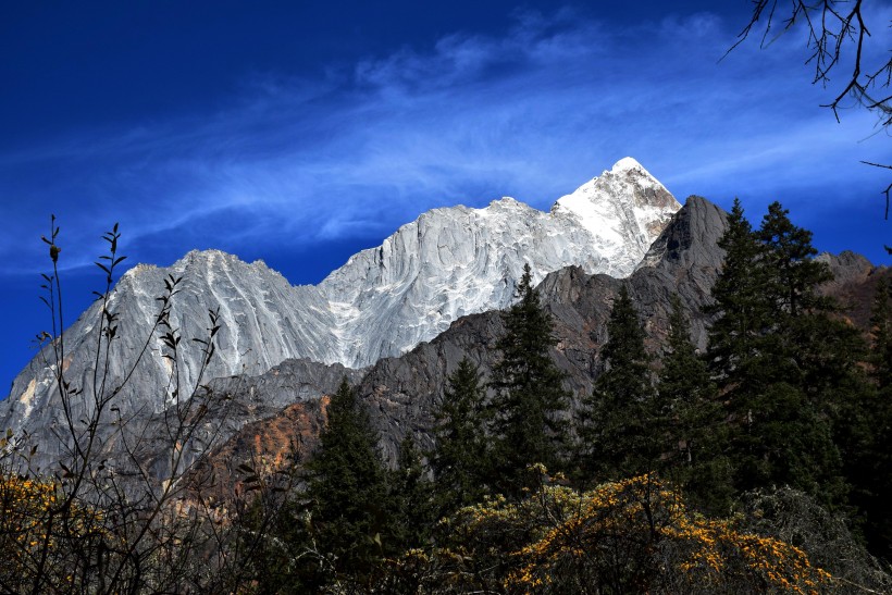 四川四姑娘山风景图片