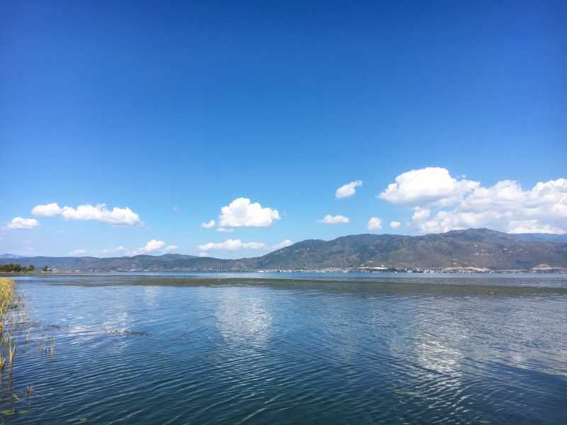 云南昆明大理洱海风景图片