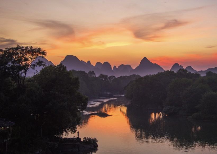 广西桂林漓江晚霞风景图片