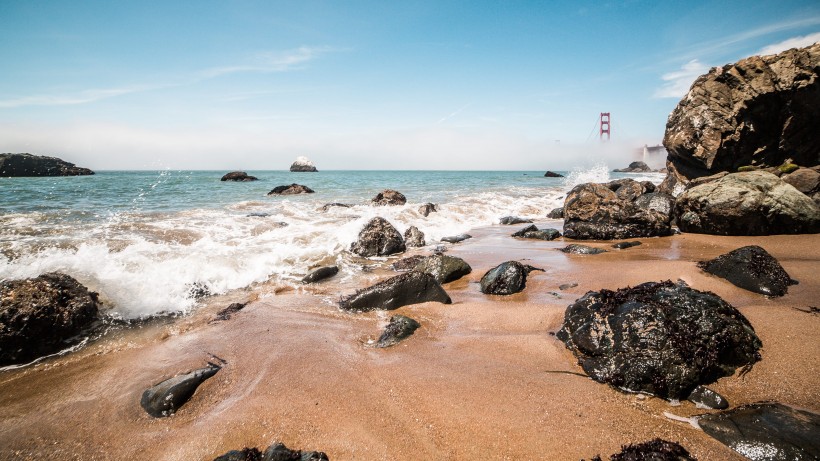 让人心情放松的海岸风景图片