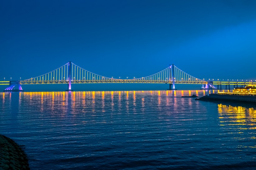 天津滨海夜景图片