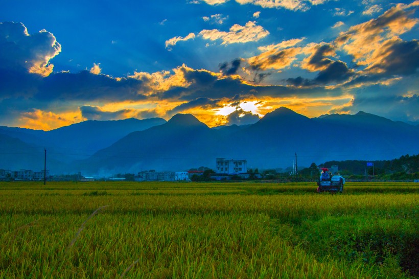 湖南粟家村风景图片