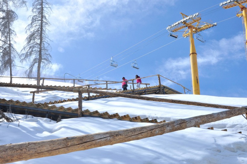 高山滑雪场图片