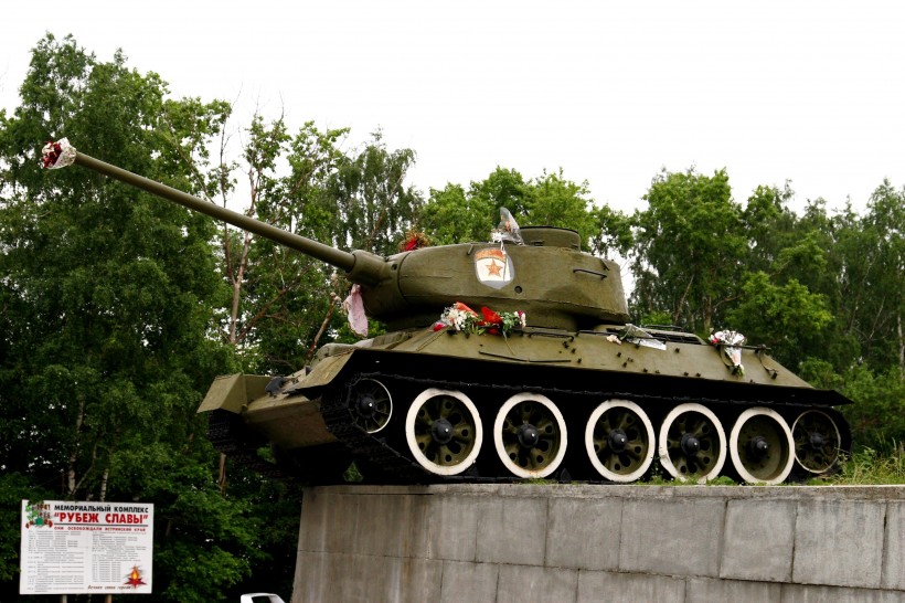 T-34-85中型坦克图片