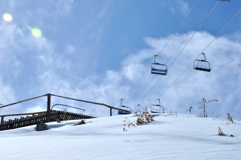 高山滑雪场图片